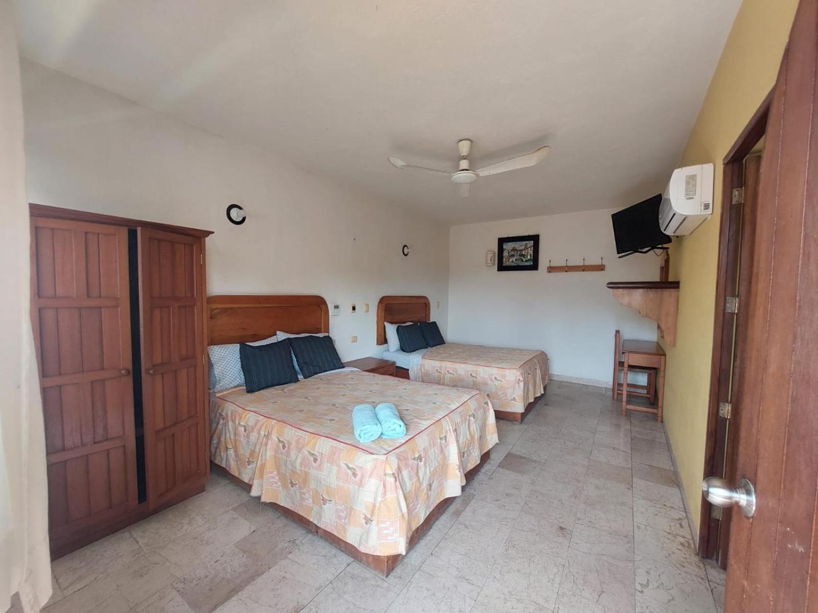 Hotel Kootznoowoo Puerto Escondido  Ngoại thất bức ảnh